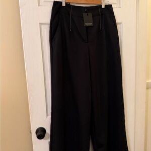 Elegant Black Wide-Leg Trousers